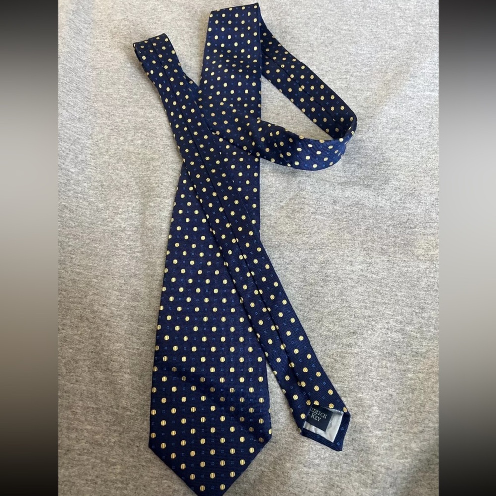 Hilditch and Key Tie